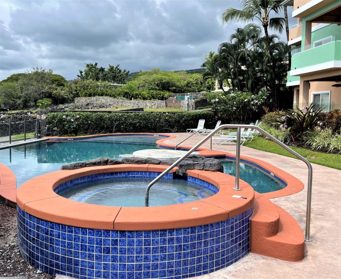 Beach Villas At Kahalu'U Kailua-Kona Exterior photo